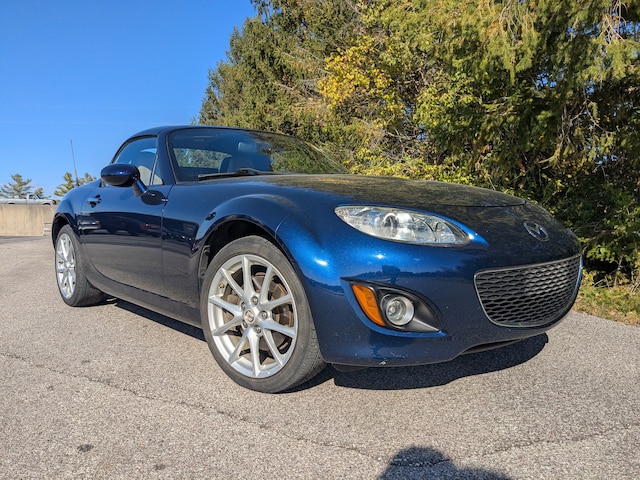 Featured used 2010 Mazda Mazda MX-5 Miata Grand Touring Convertible for sale in Bloomington, IN
