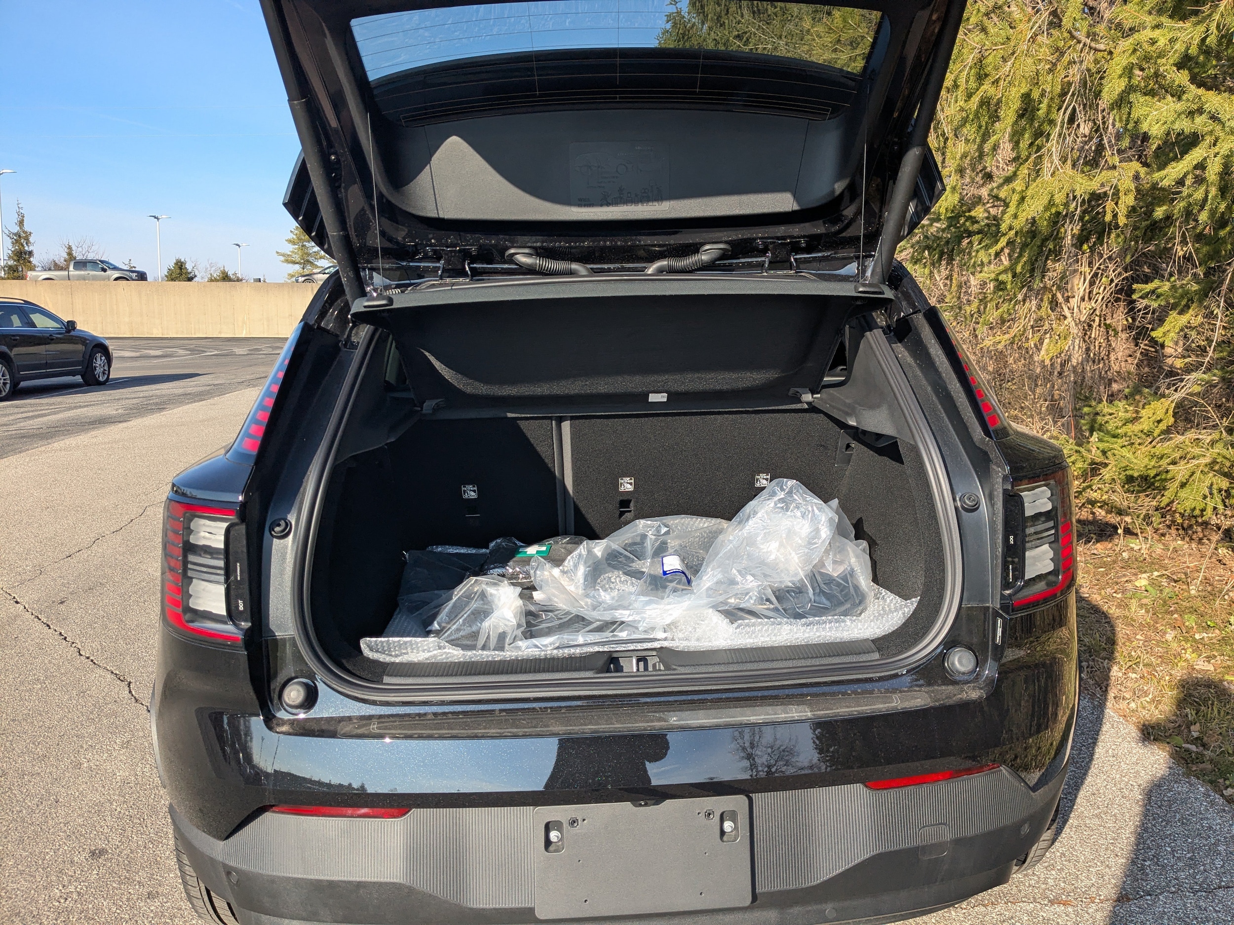 2025 Volvo EX30 Plus - Photo 21