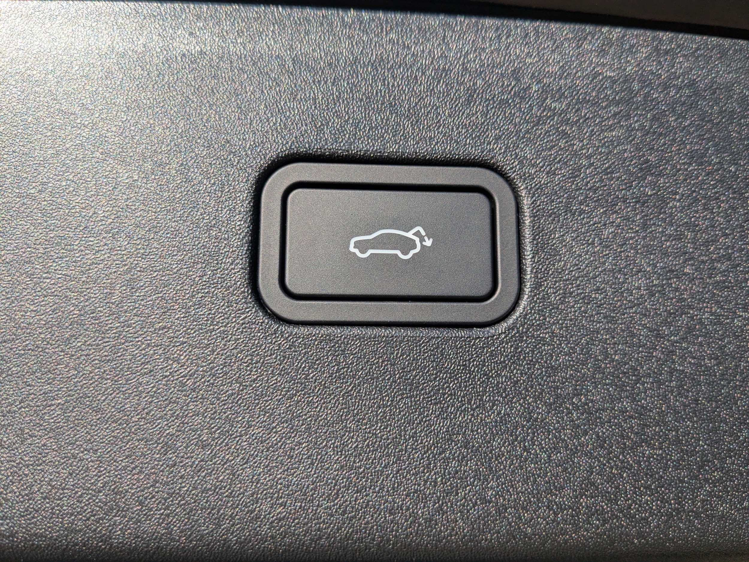 2025 Volvo EX30 Plus - Photo 23
