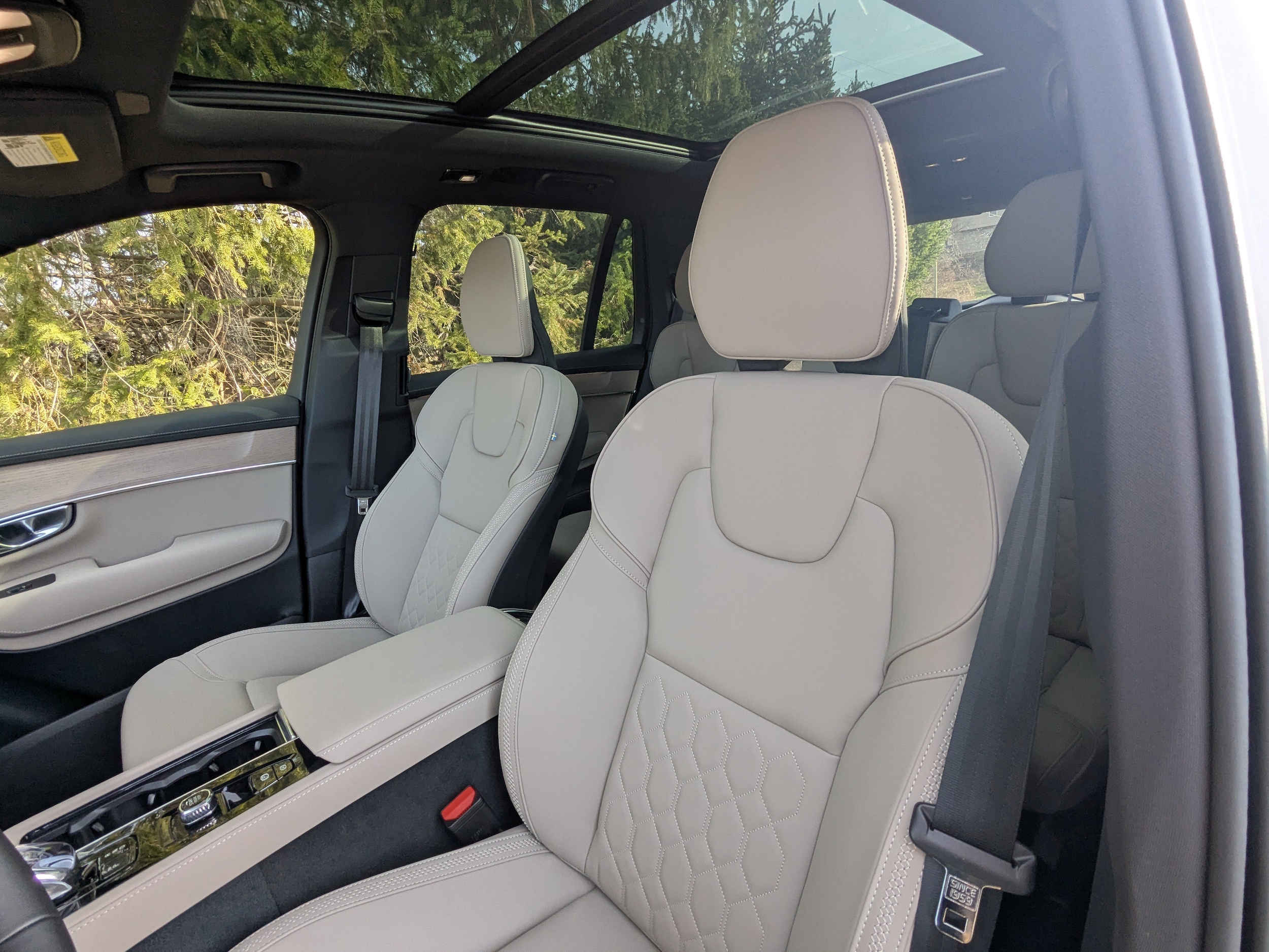 2026 Volvo XC90 Plus - Photo 11