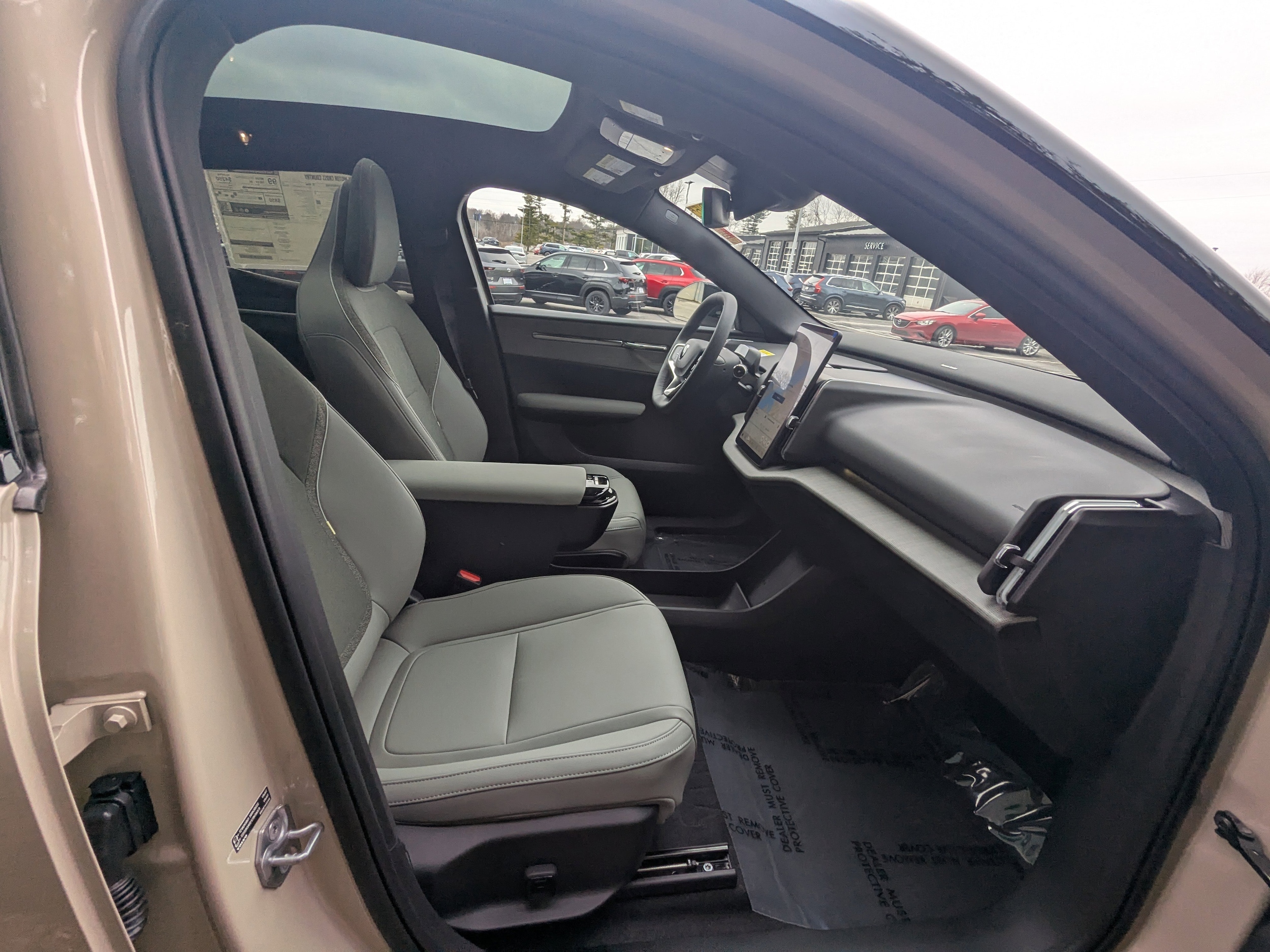 2026 Volvo EX30 Ultra - Photo 14