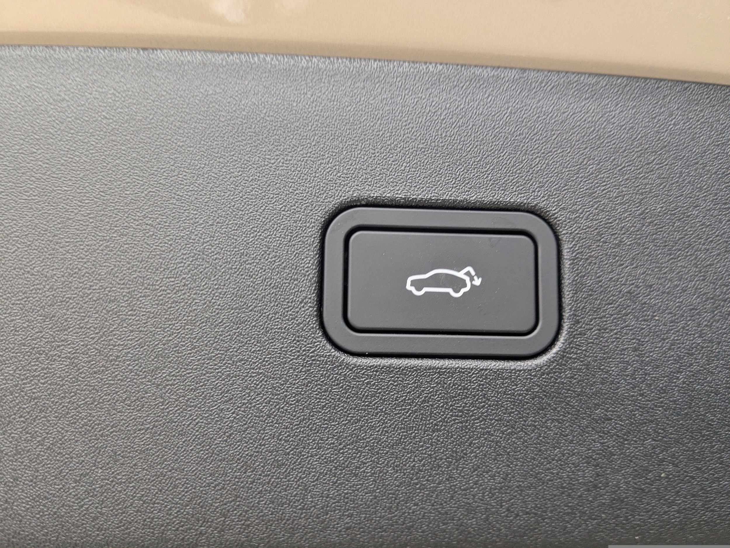 2026 Volvo EX30 Ultra - Photo 24