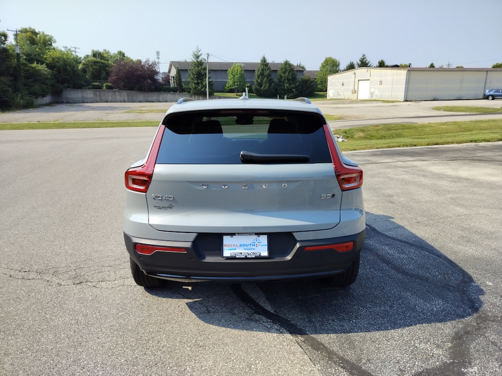 Used 2026 Volvo XC40 B5 Plus SUV