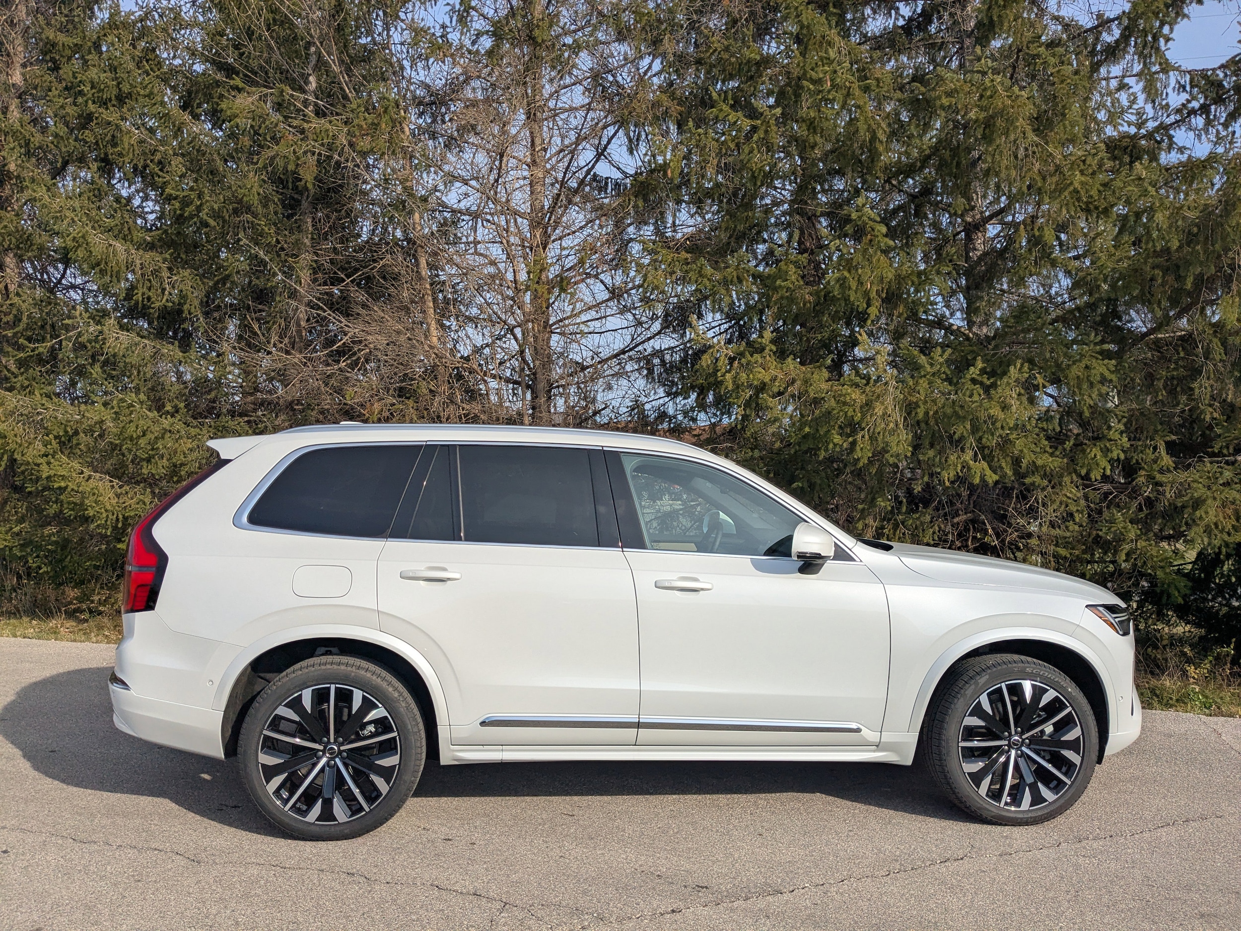 2026 Volvo XC90 Plus - Photo 50