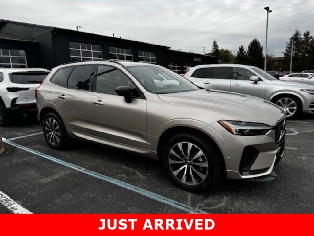 Used 2025 Volvo XC60 B5 Plus SUV