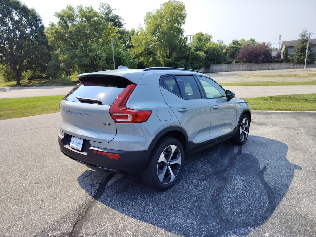 Used 2026 Volvo XC40 B5 Plus SUV