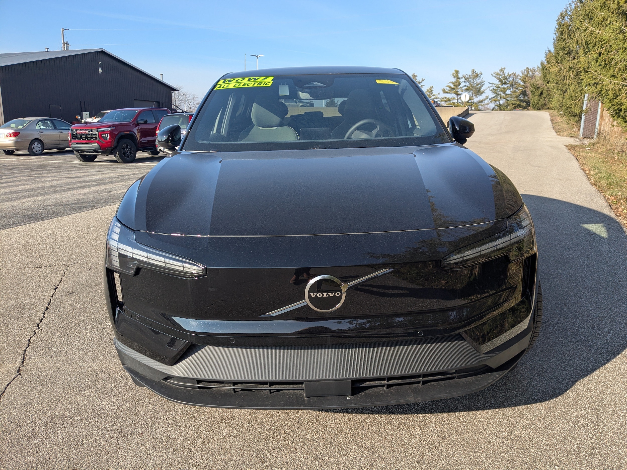 2025 Volvo EX30 Plus - Photo 2