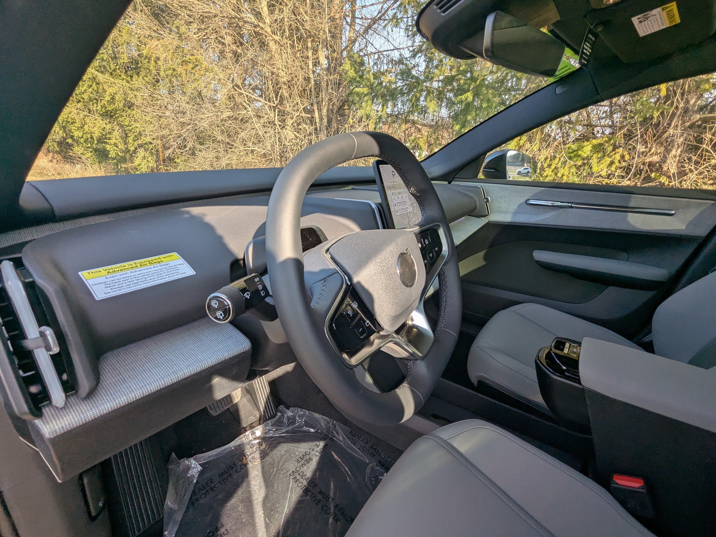 2025 Volvo EX30 Plus - Photo 10