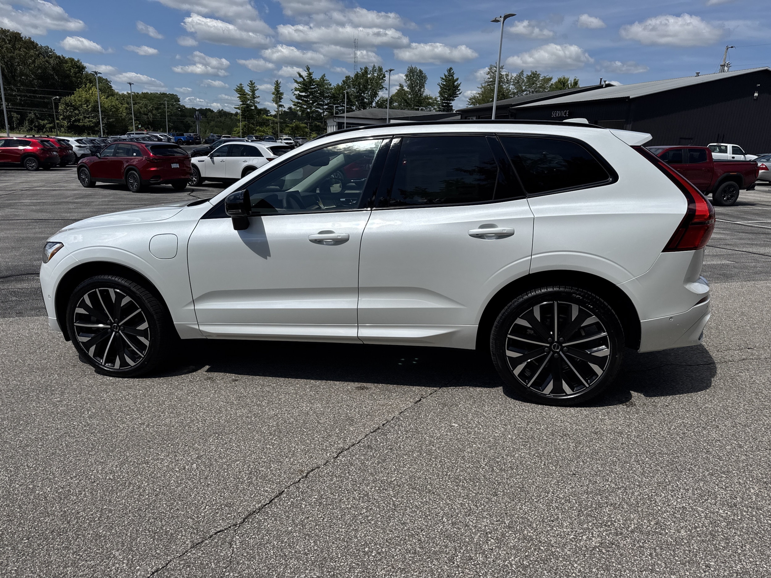 2026 Volvo XC60 Ultra - Photo 11