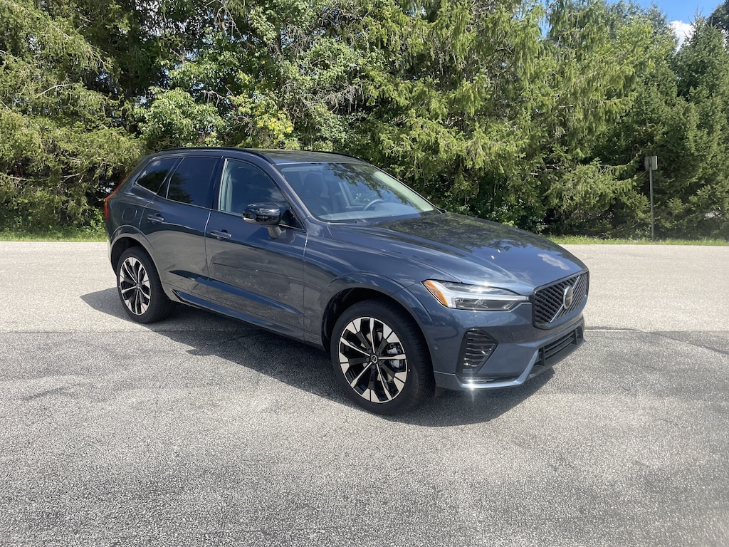 New 2026 Volvo XC60 B5 Plus SUV