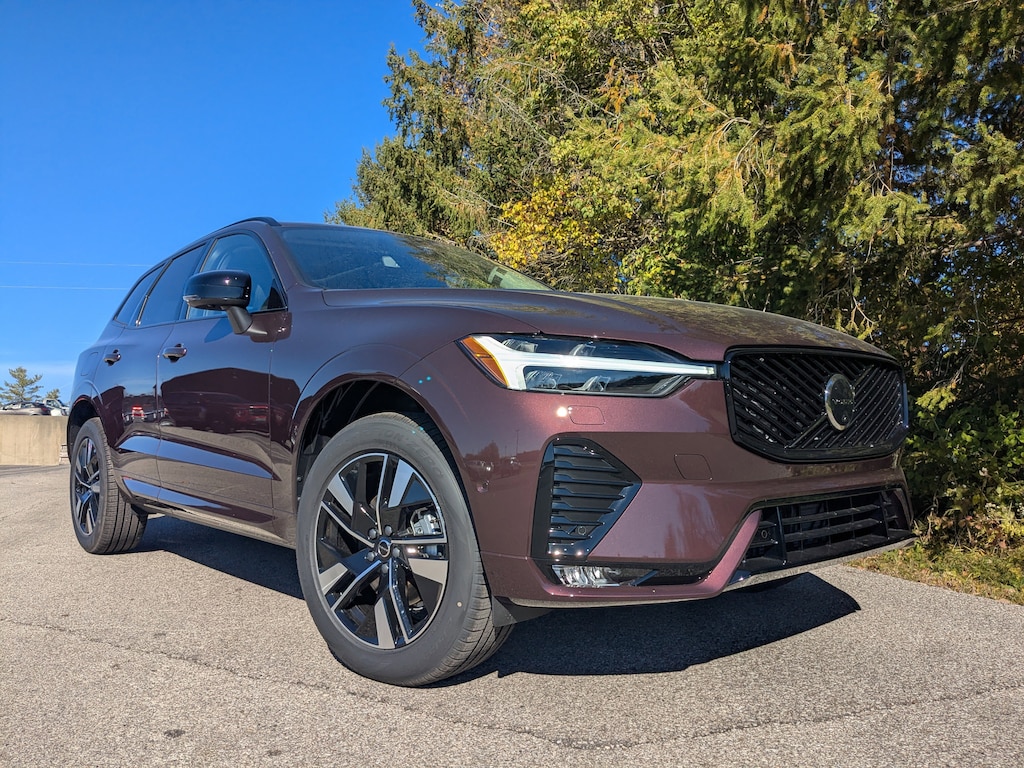 New 2026 Volvo XC60 B5 Plus SUV