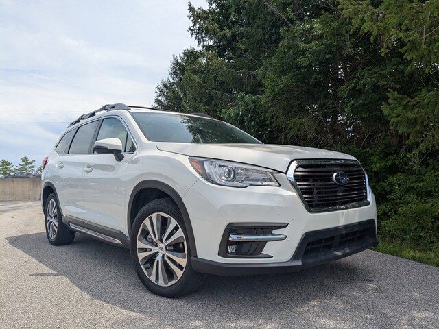 Featured used 2020 Subaru Ascent Limited 7-Passenger SUV for sale in Bloomington, IN