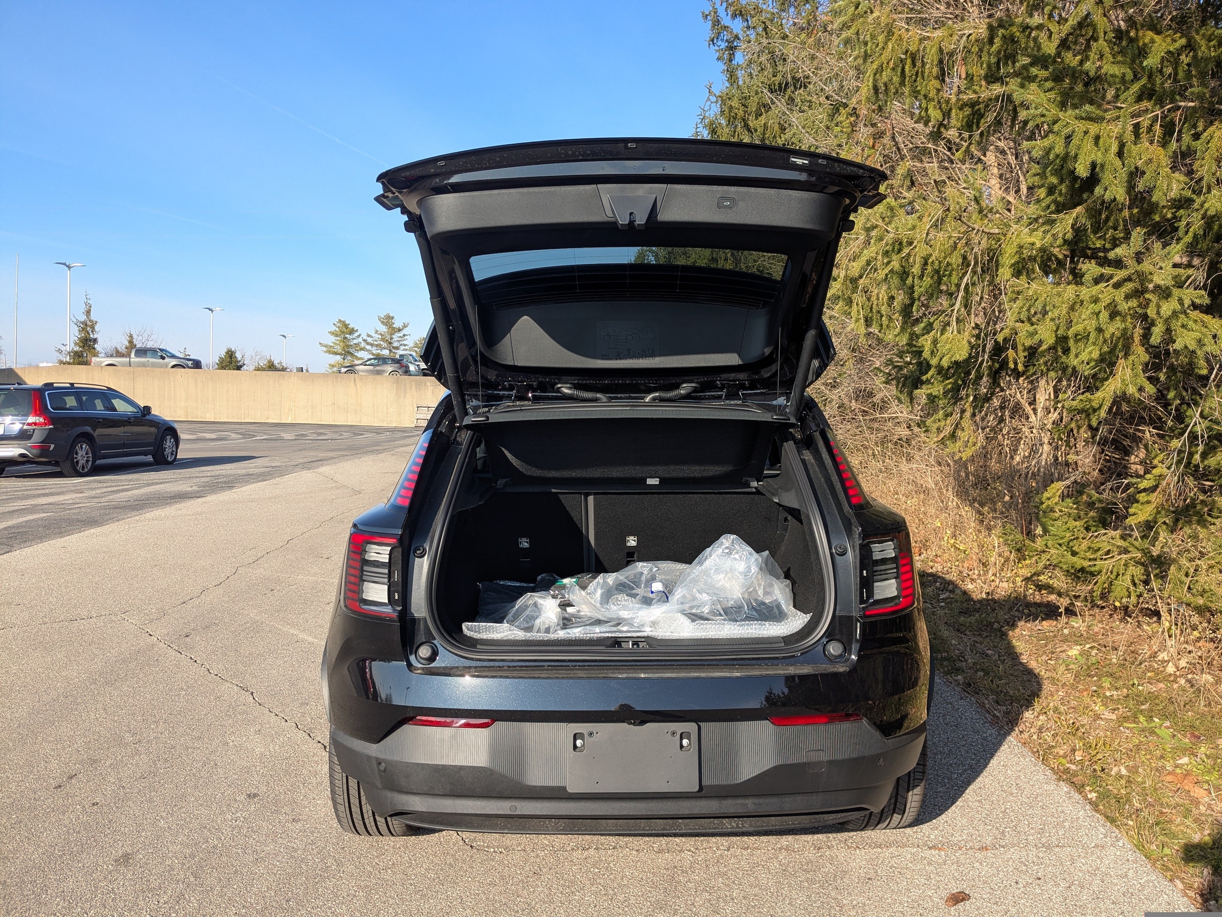 2025 Volvo EX30 Plus - Photo 20