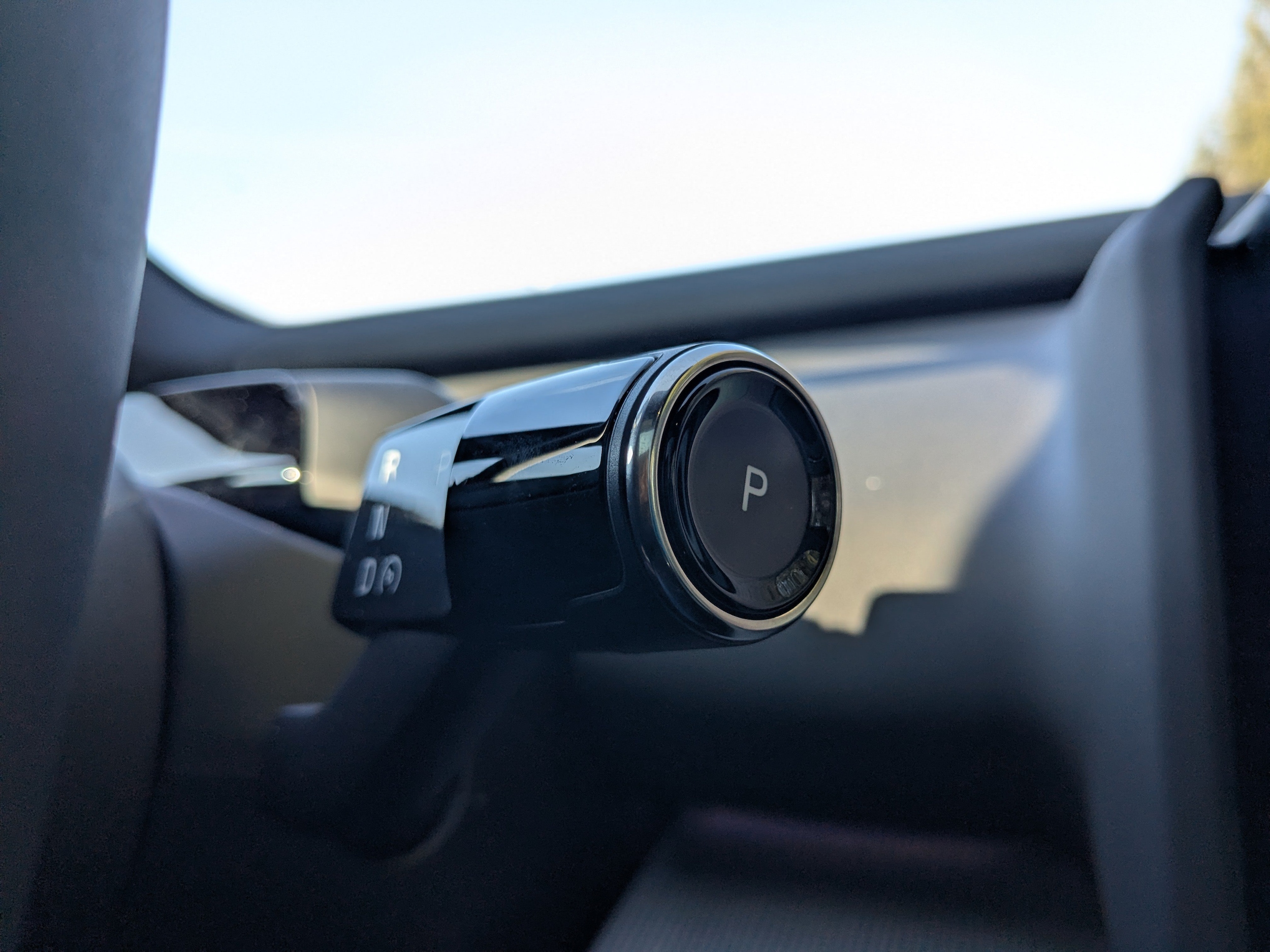 2025 Volvo EX30 Plus - Photo 33