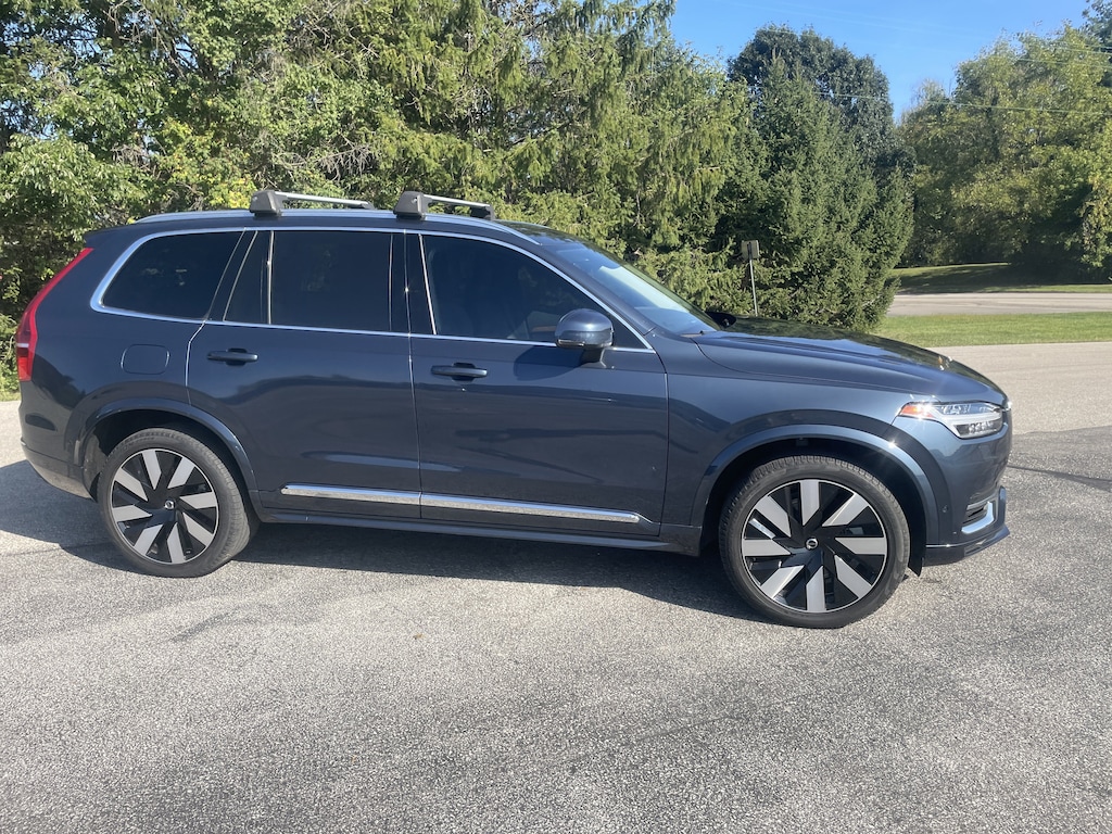 Used 2025 Volvo XC90 plug-in hybrid T8 Plus 7-Seater SUV