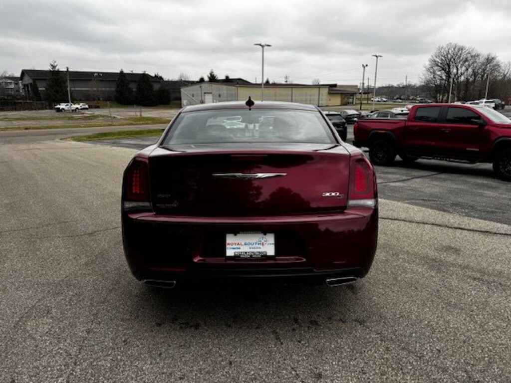 Used 2018 Chrysler 300 S Sedan