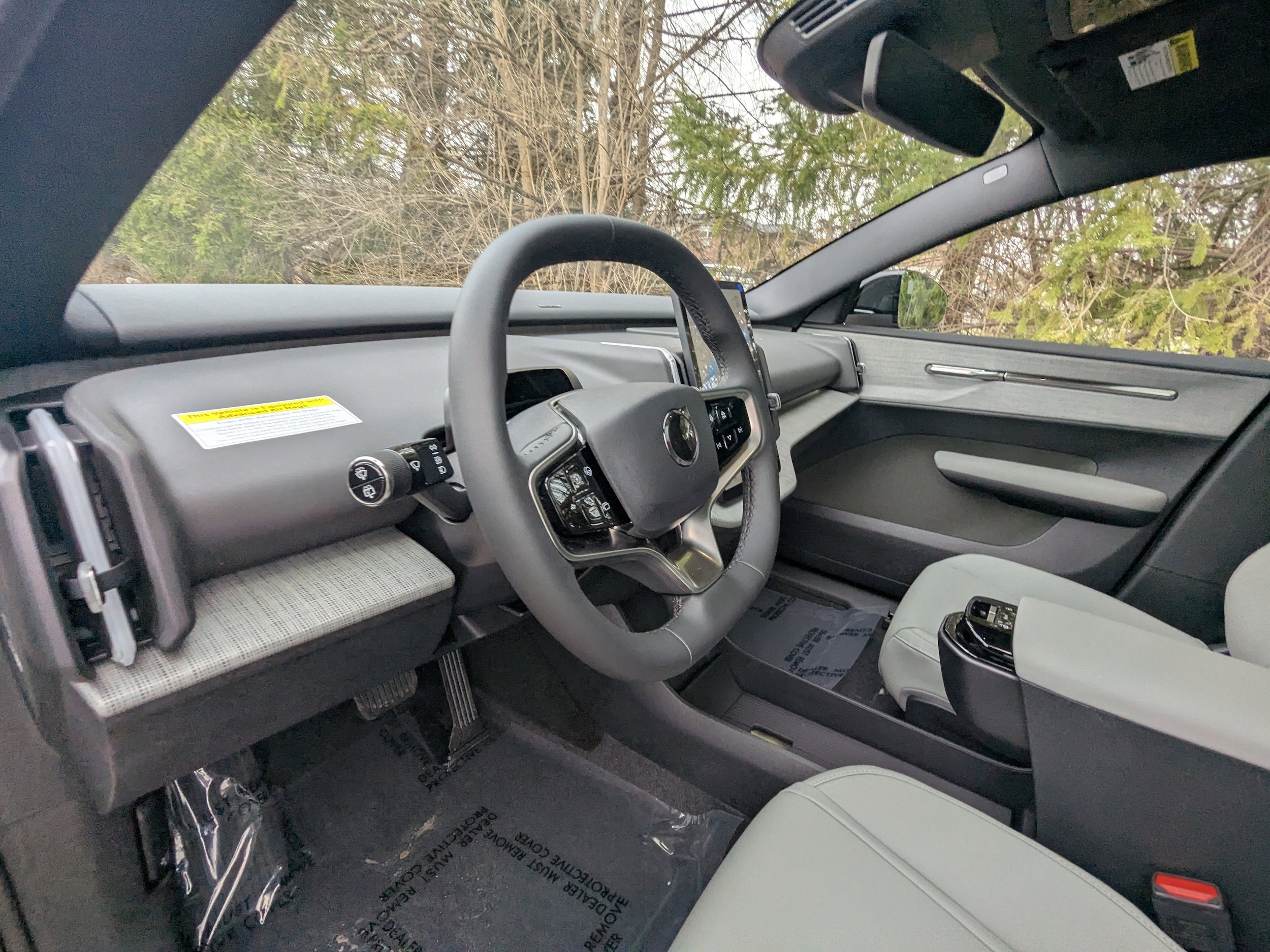 2026 Volvo EX30 Ultra - Photo 10