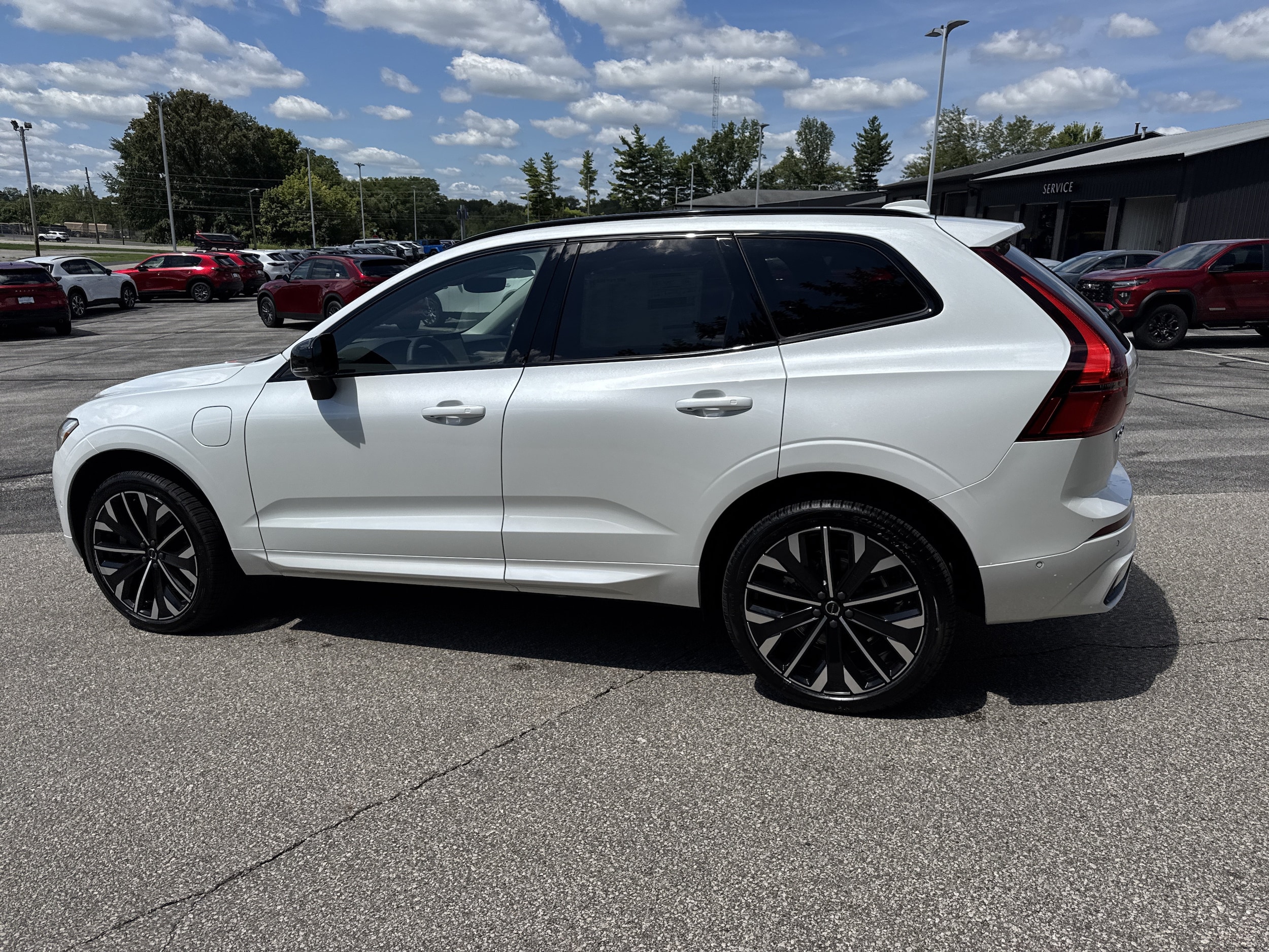 2026 Volvo XC60 Ultra - Photo 10