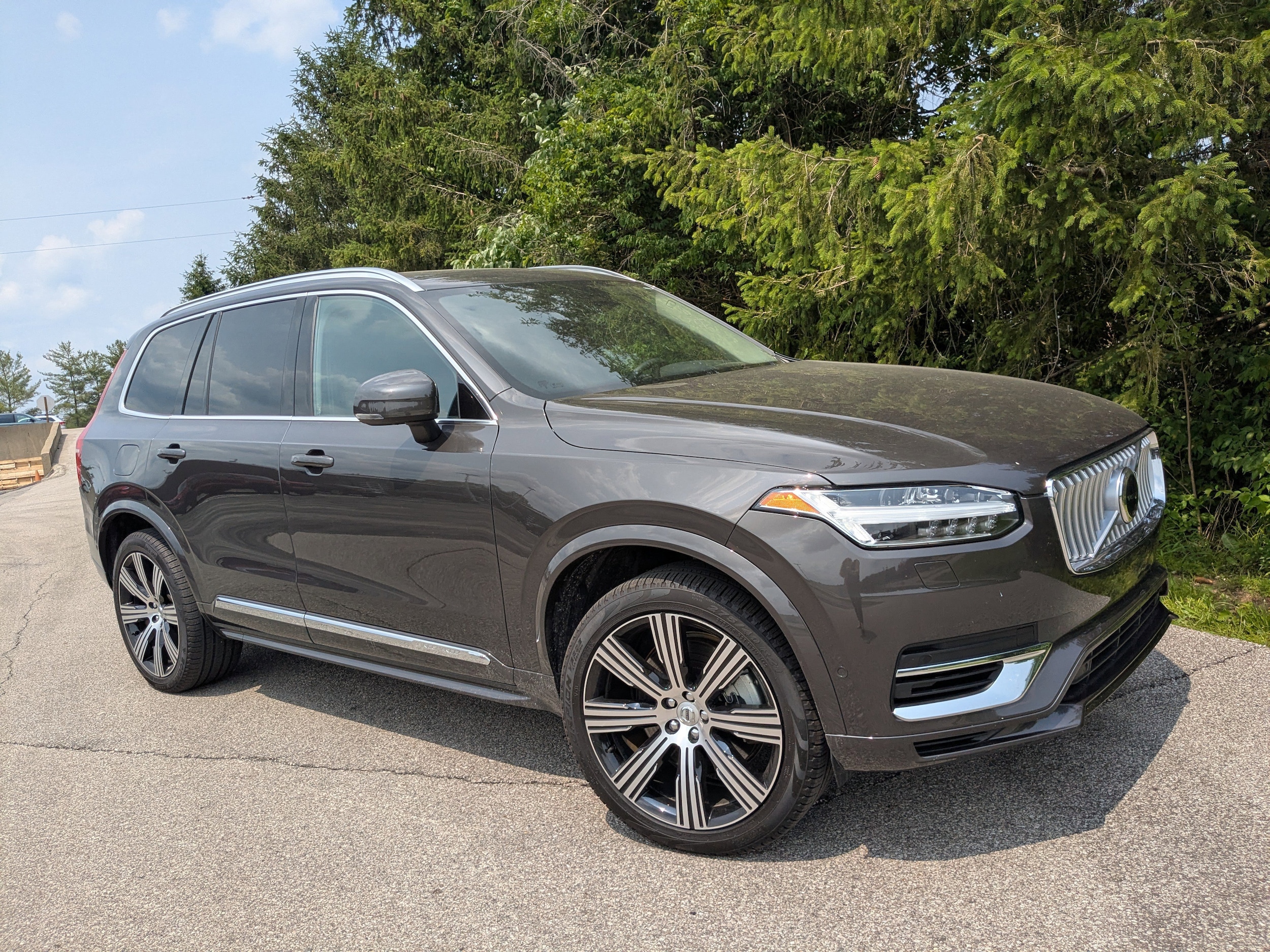 2024 Volvo XC90 plug-in hybrid T8 Plus Bright 7-Seater