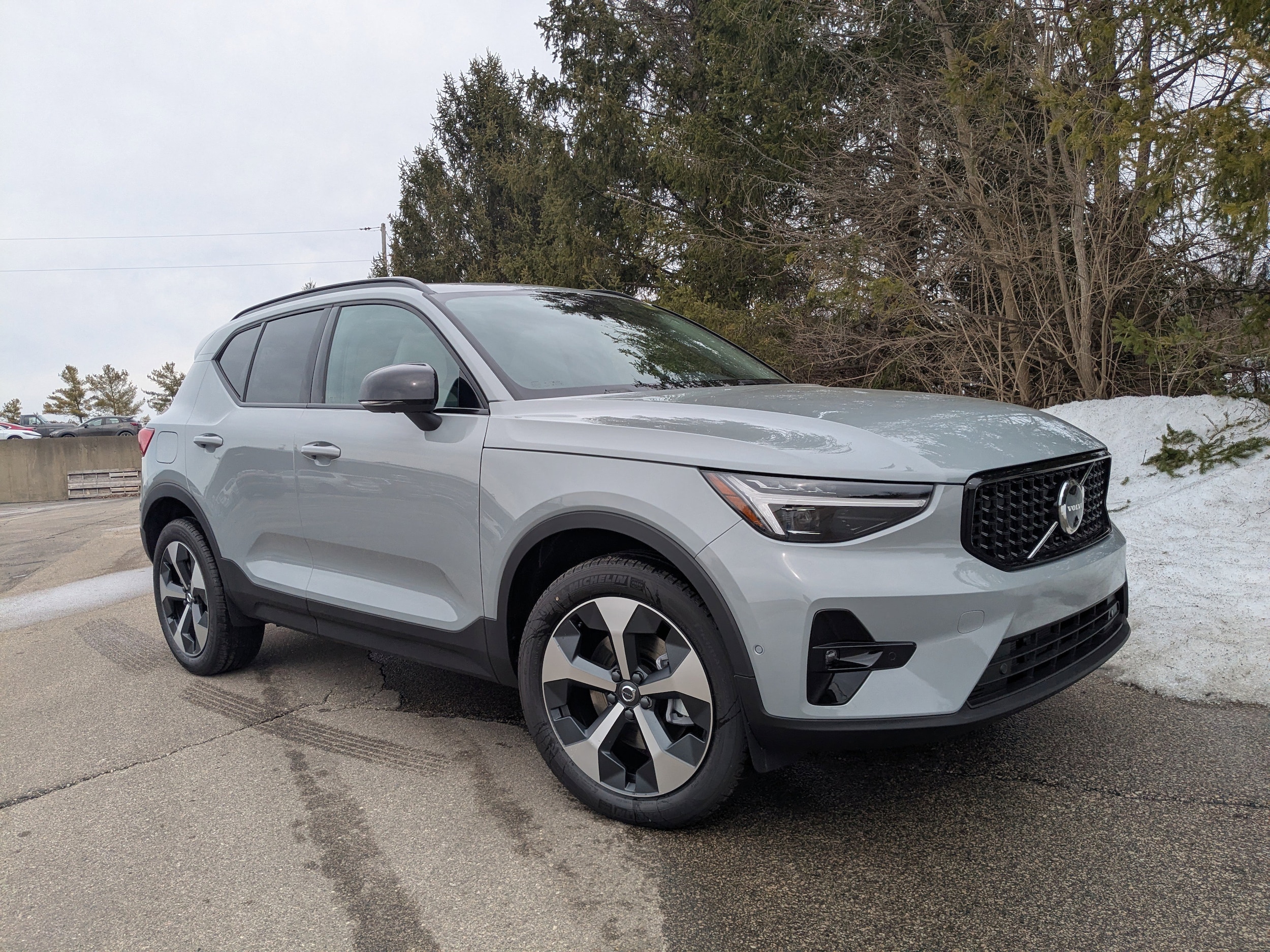 2026 Volvo XC40 SUV 