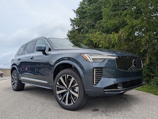 2025 Volvo XC90 B6 (2025.5) Core SUV