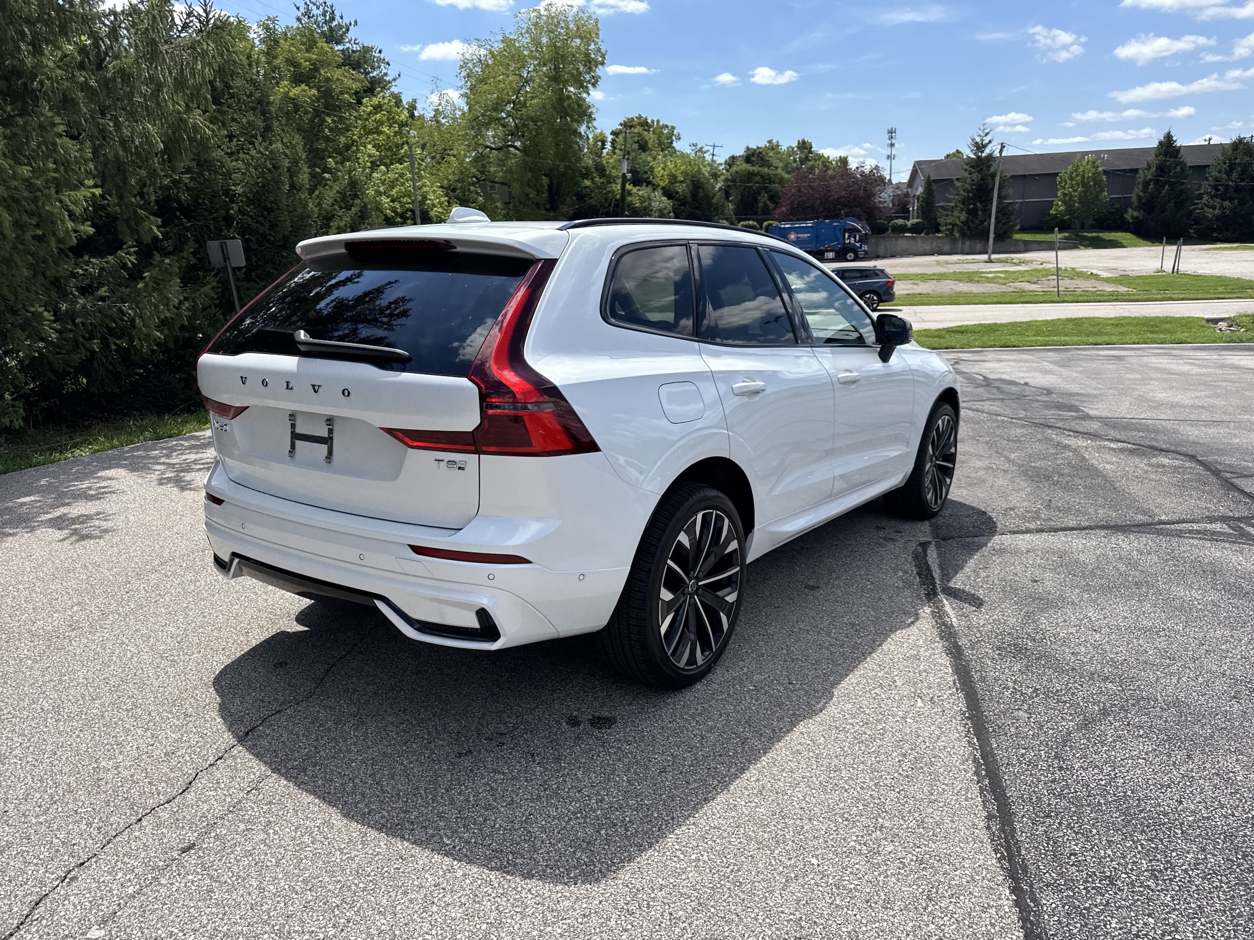 2026 Volvo XC60 Ultra - Photo 6