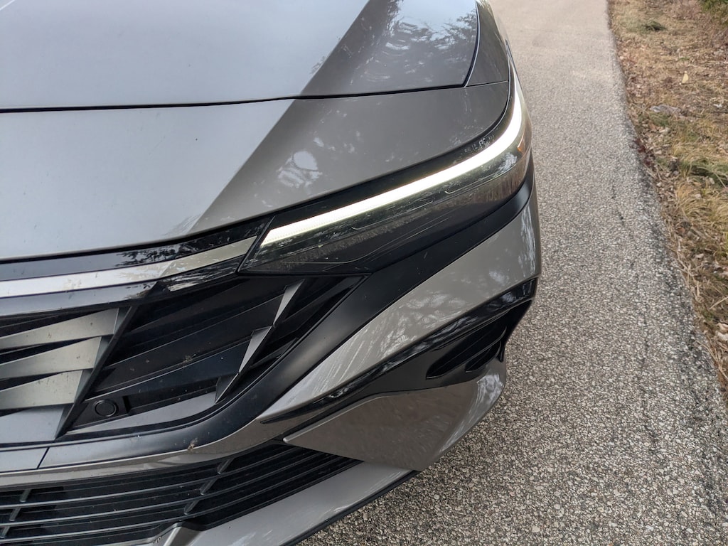 Used 2025 Hyundai Elantra Hybrid Limited Sedan