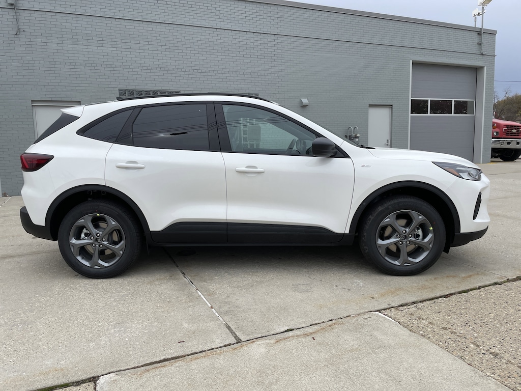 New 2026 Ford Escape ST-Line SUV