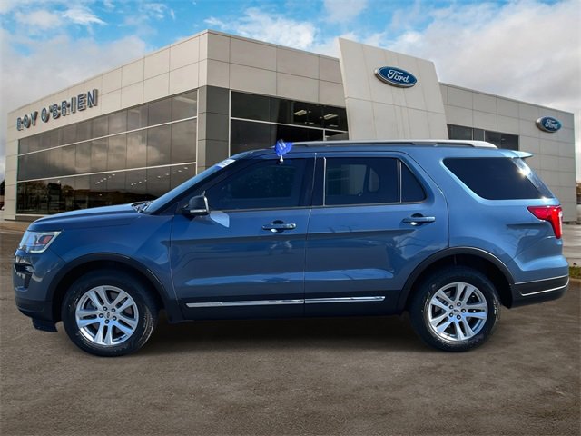 2019 Ford Explorer XLT photo 2