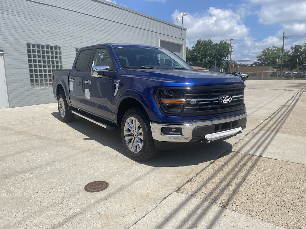 New 2026 Ford F-150 XLT TRUCK