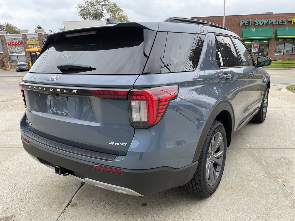New 2026 Ford Explorer Active SUV