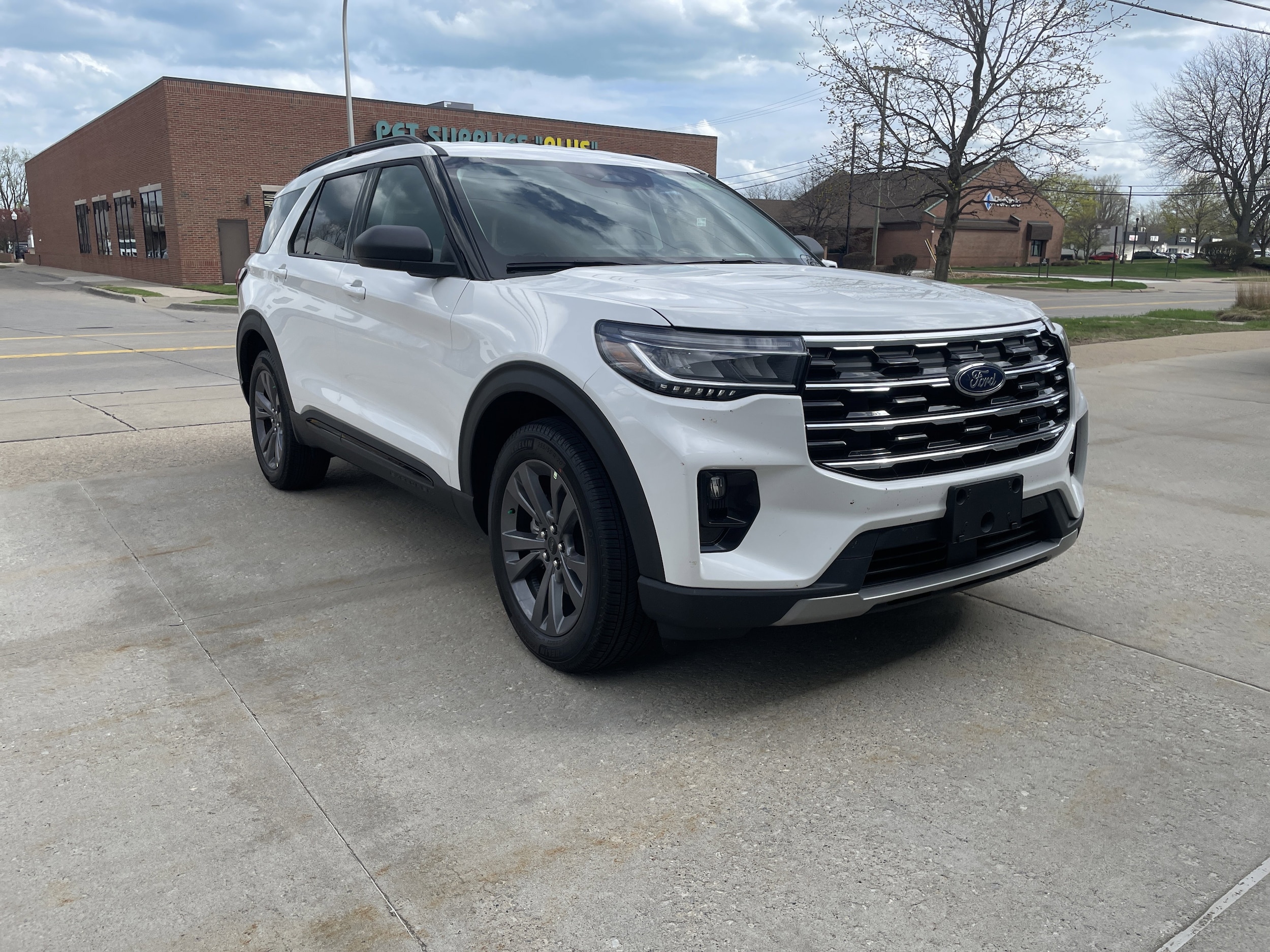 2026 Ford Explorer Active 4WD's photo