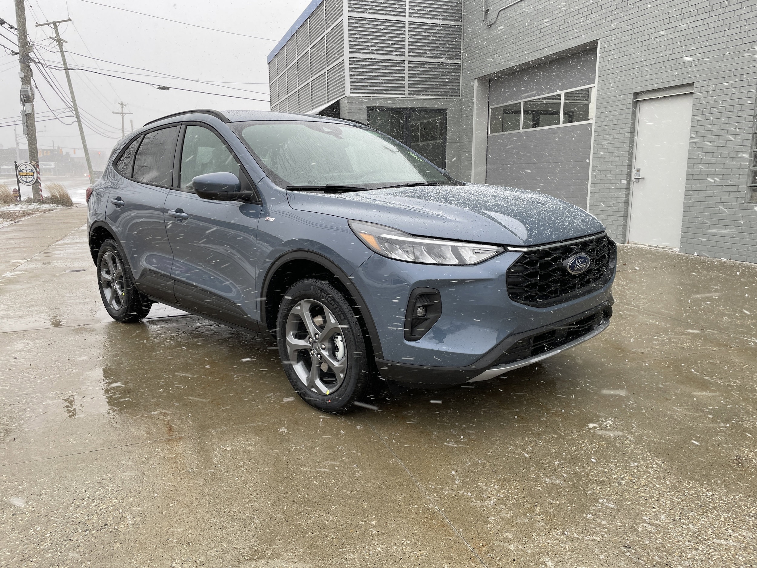 2026 Ford Escape ST-Line Select's photo