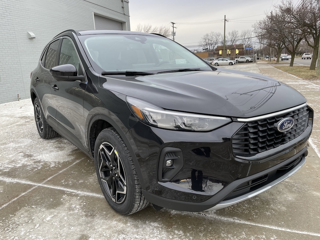 New 2026 Ford Escape Platinum SUV