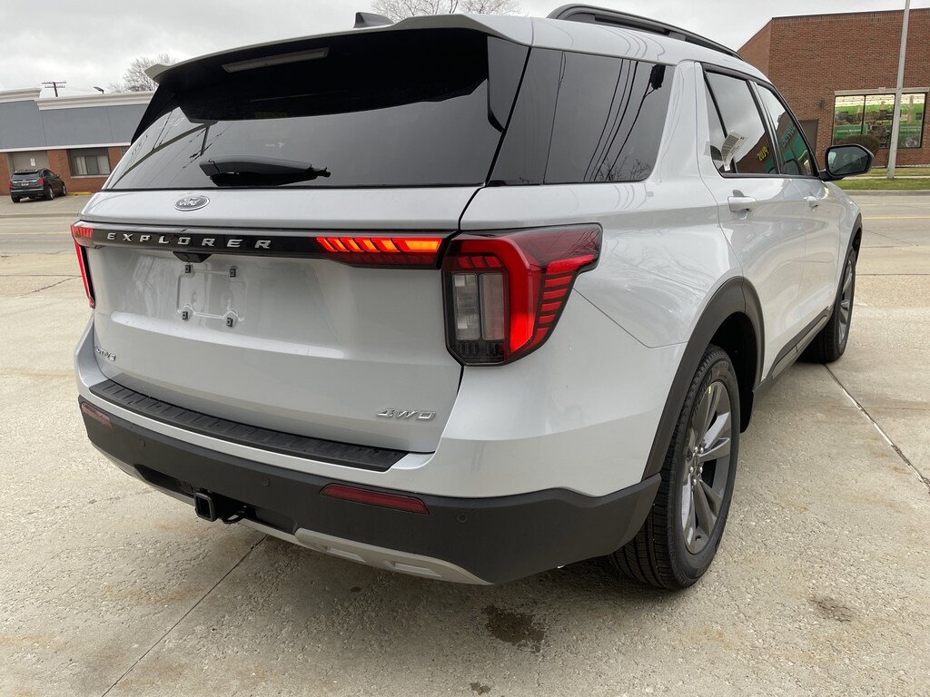 New 2026 Ford Explorer Active SUV