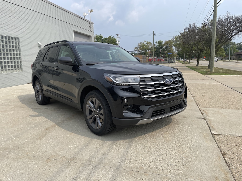 New 2026 Ford Explorer Active SUV