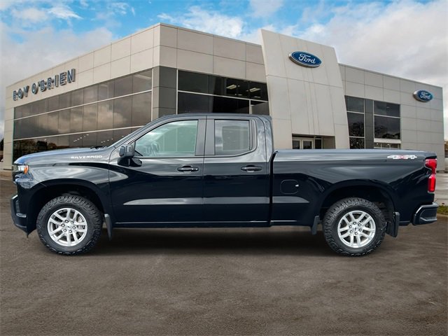 2020 Chevrolet Silverado 1500 RST photo 2
