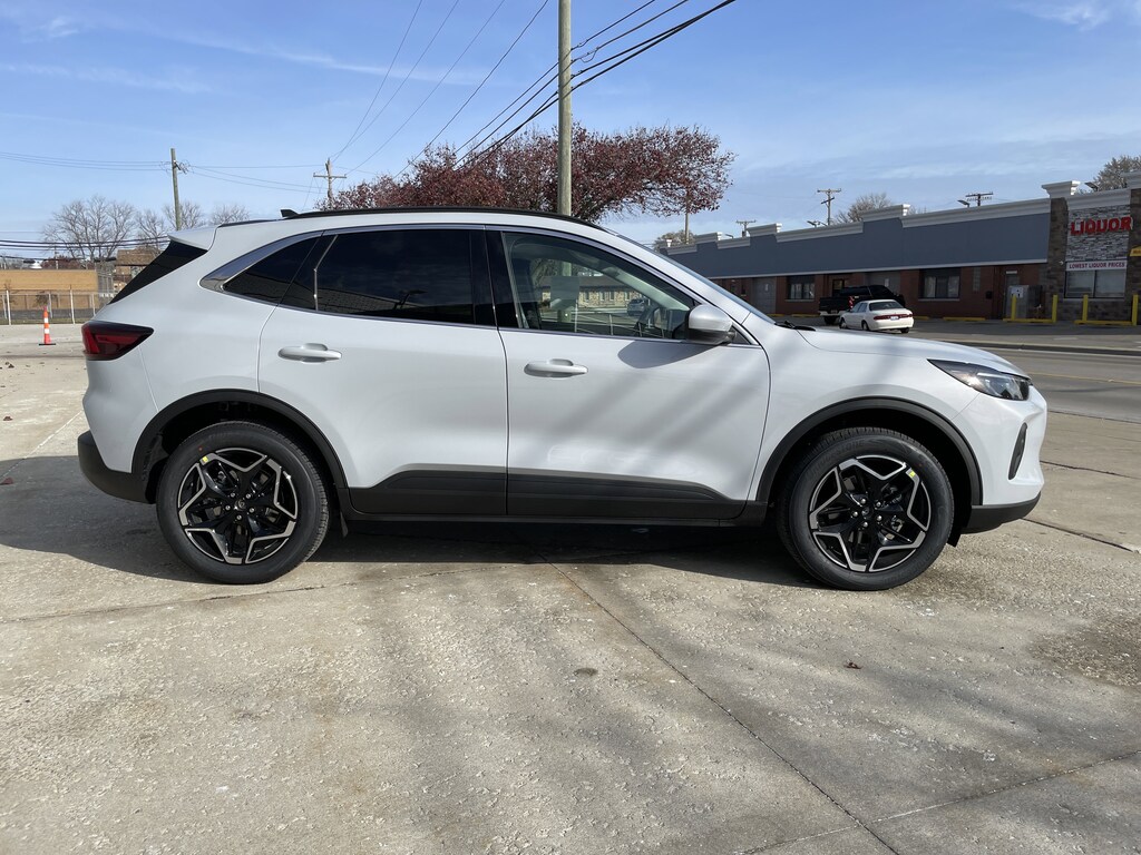 New 2026 Ford Escape Platinum SUV
