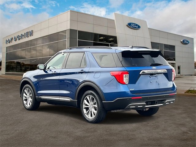 2023 Ford Explorer XLT photo 3