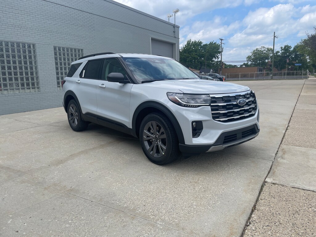 New 2026 Ford Explorer Active SUV