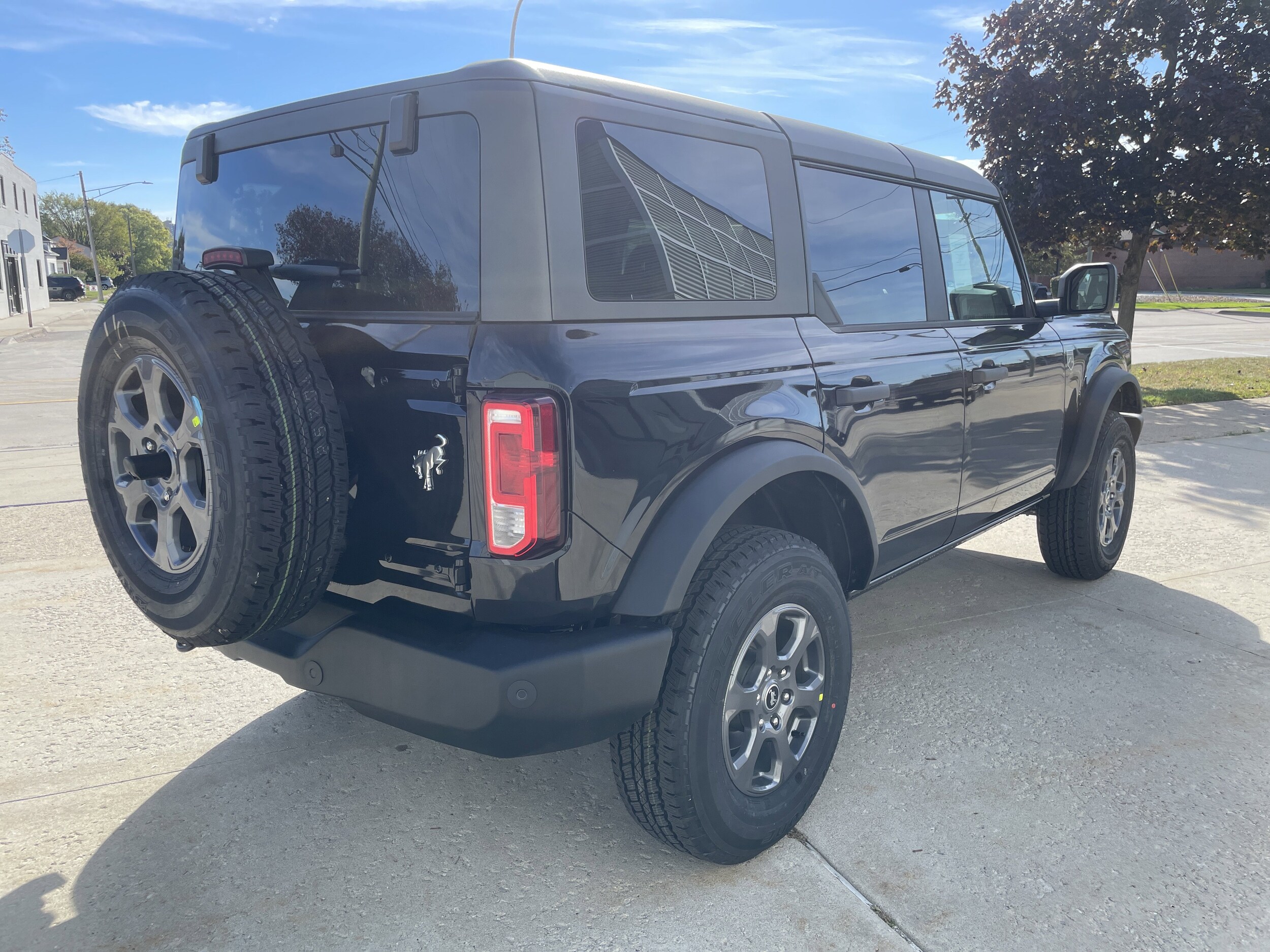 2025 Ford Bronco Big Bend photo 3