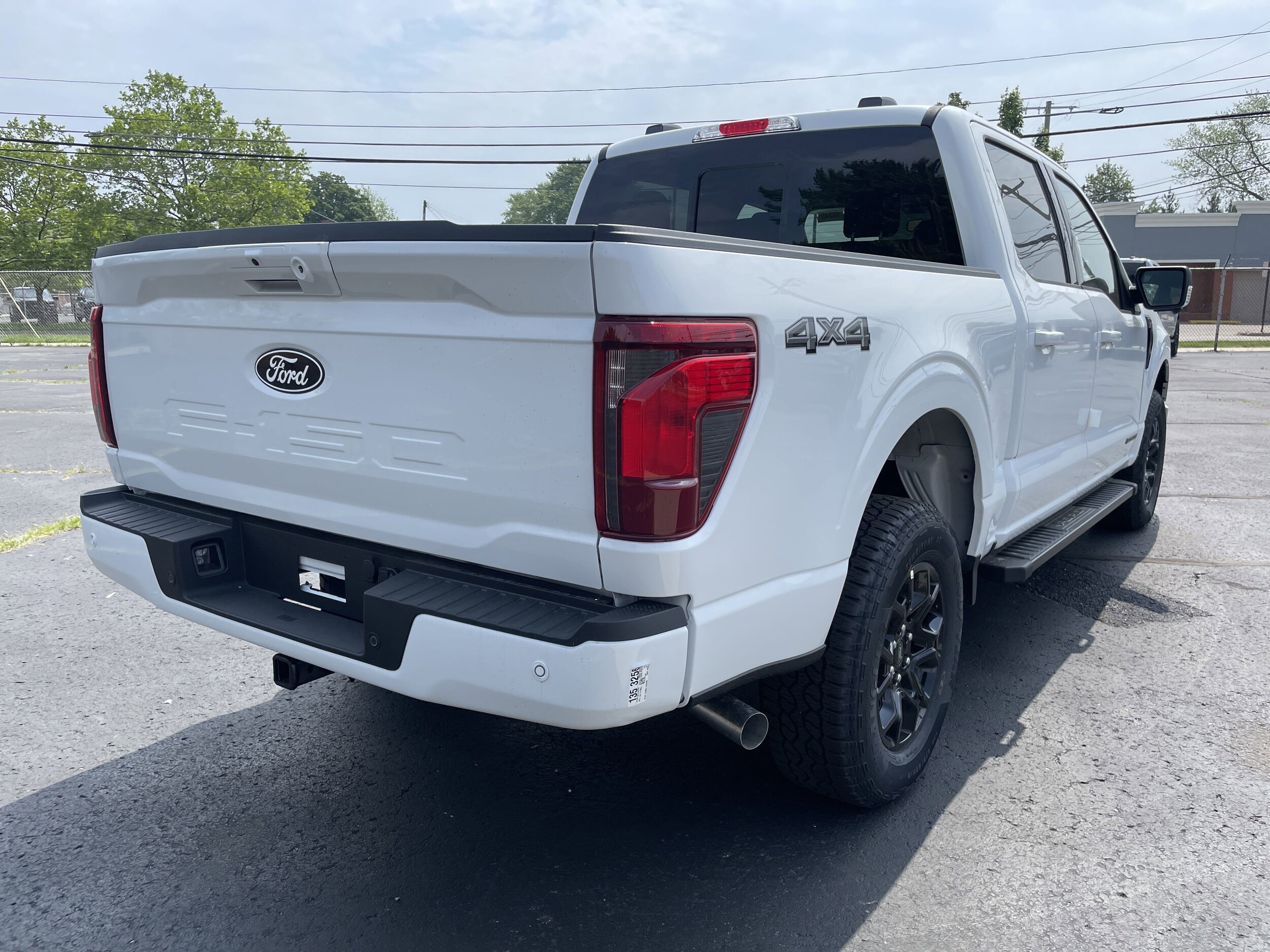 2025 Ford F-150 XLT photo 4