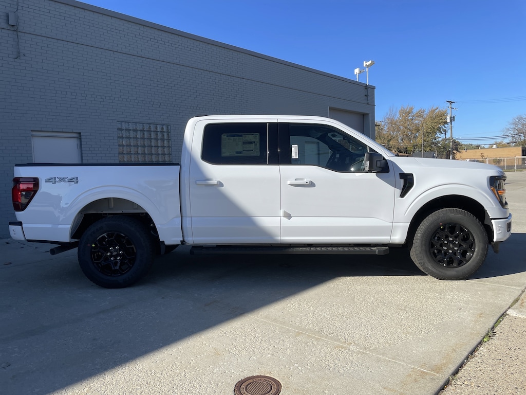 New 2025 Ford F-150 XLT TRUCK
