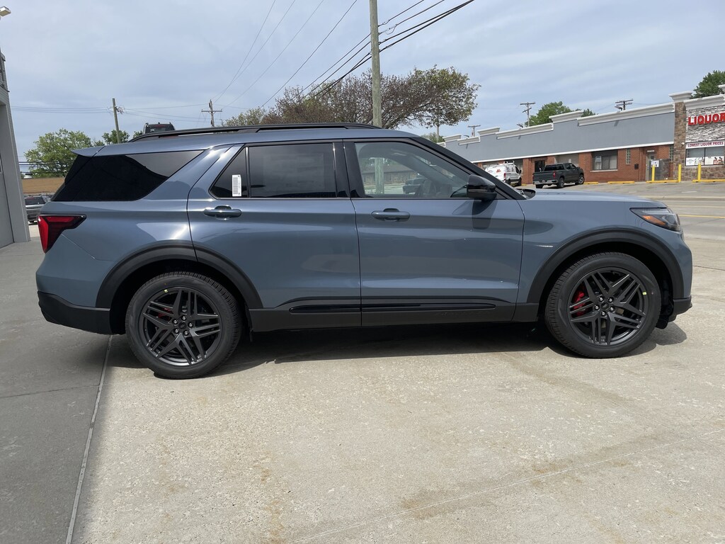 New 2026 Ford Explorer ST SUV