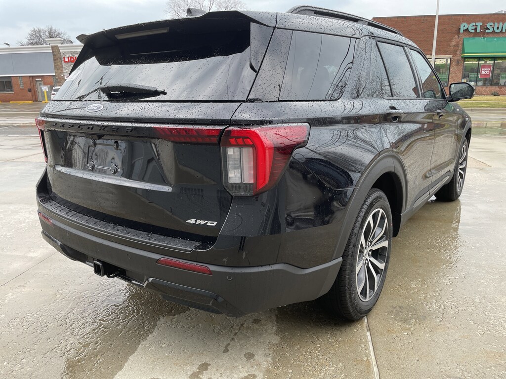 New 2026 Ford Explorer ST-Line SUV
