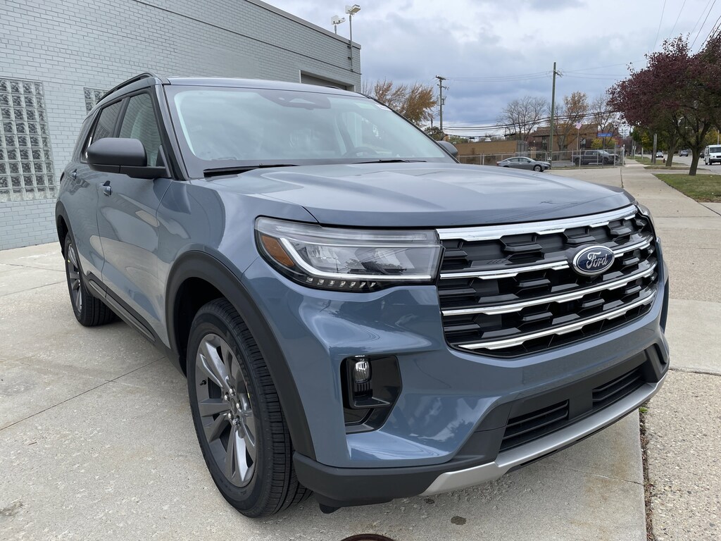 New 2026 Ford Explorer Active SUV
