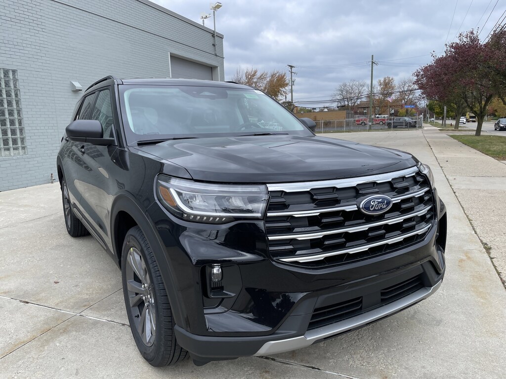 New 2026 Ford Explorer Active SUV