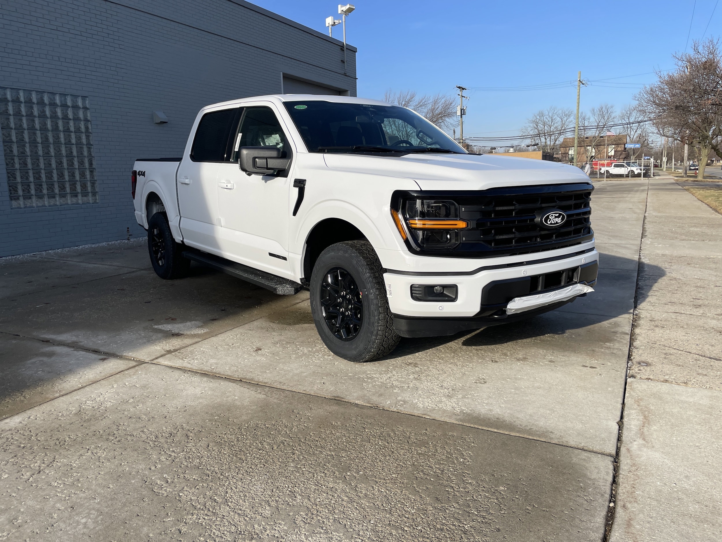2025 Ford F-150 XLT's photo