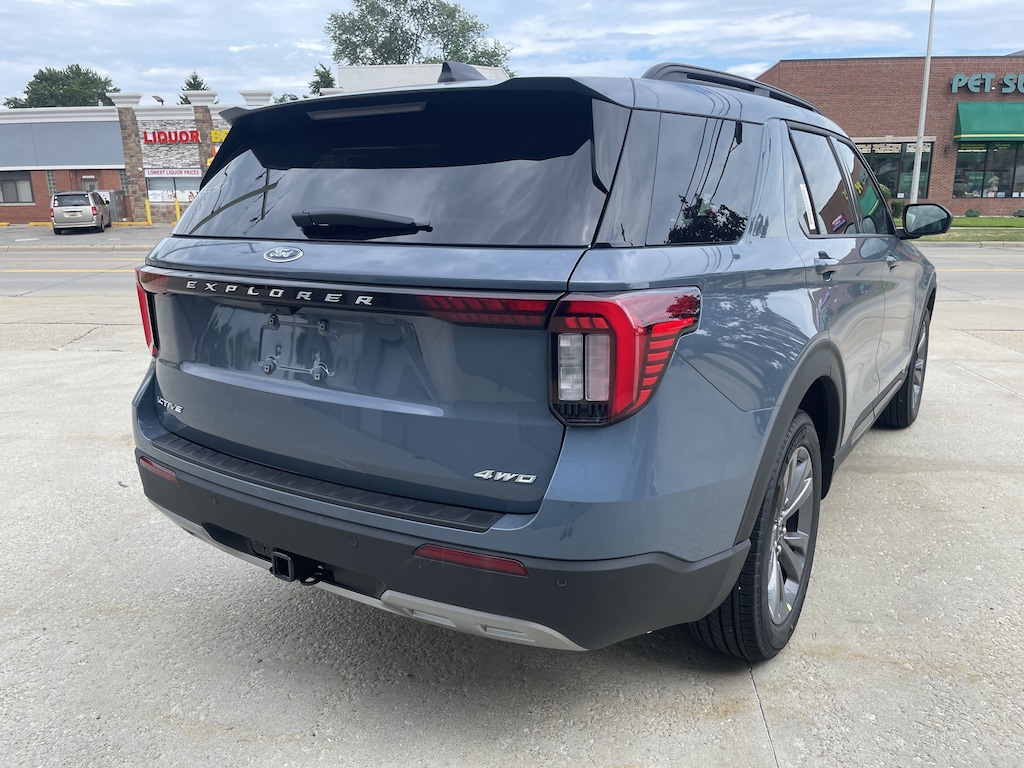 New 2026 Ford Explorer Active SUV