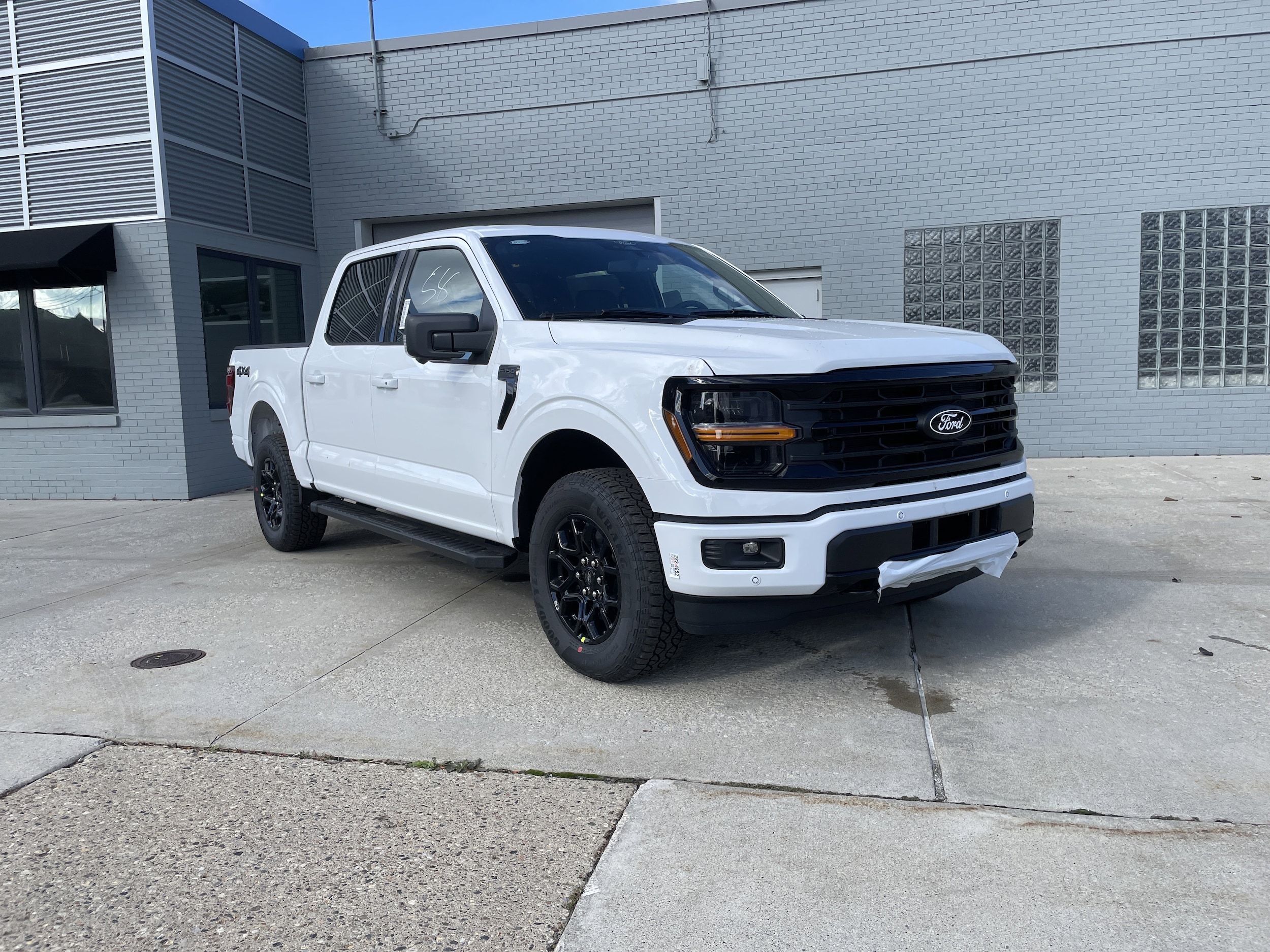 2025 Ford F-150 XLT's photo